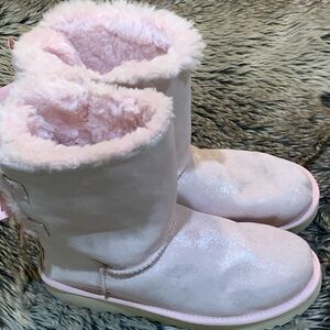 UGG BAILEY BOW II SHIMMER PINK CLOUD BOOTS - WOMEN'S Size 10 RARE